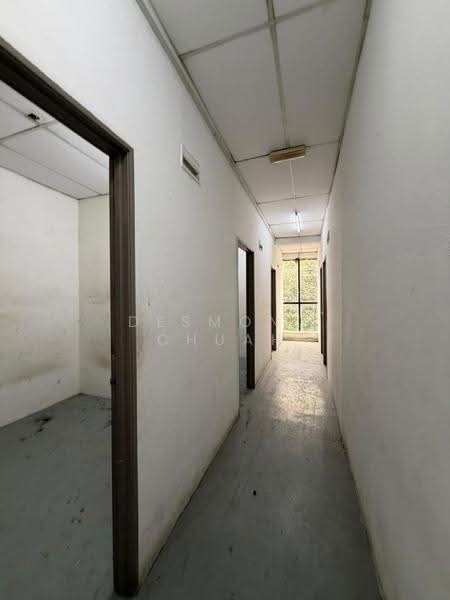 Shop for Rent in Bukit Minyak (Penang) - Desmond Chuah - Corridor - PropertyGuru.com.my