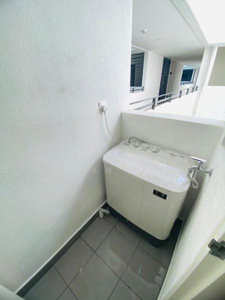 Service Residence for Rent at MKH Boulevard II - Maxx Salleh Hassan Chew - Corridor - PropertyGuru.com.my