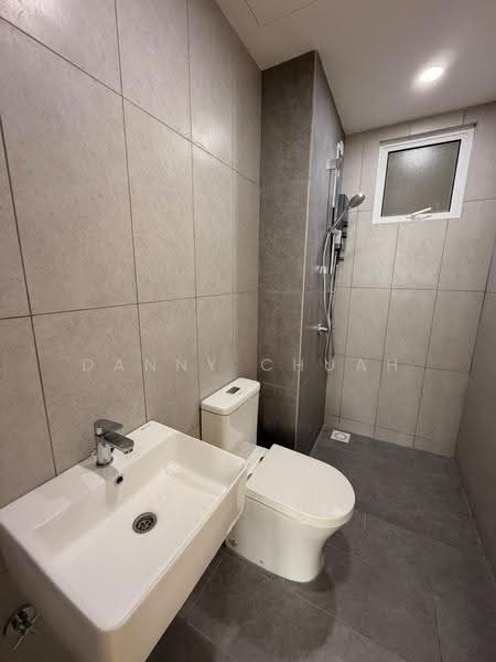Kondominium untuk Disewa di Tuan 2egacy - Danny Chuah - Bathroom - PropertyGuru.com.my