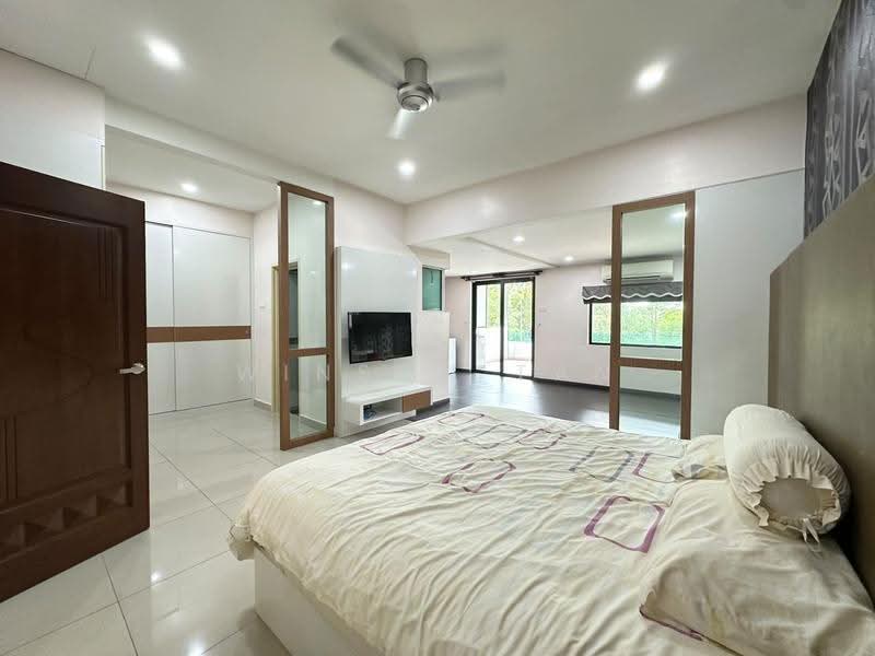 2-storey Terraced House for Sale in Taman Seri Austin (Tebrau) - Winson Tan - Bedroom - PropertyGuru.com.my