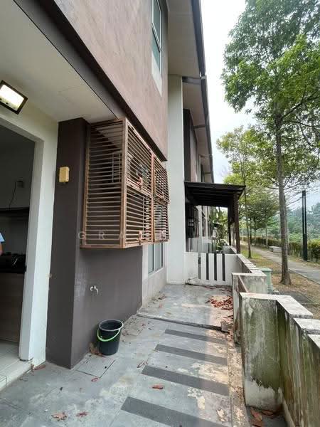 Rumah Teres untuk Disewa di Bandar Tropicana Aman (Telok Panglima Garang) - Grace Lai - Exterior - PropertyGuru.com.my