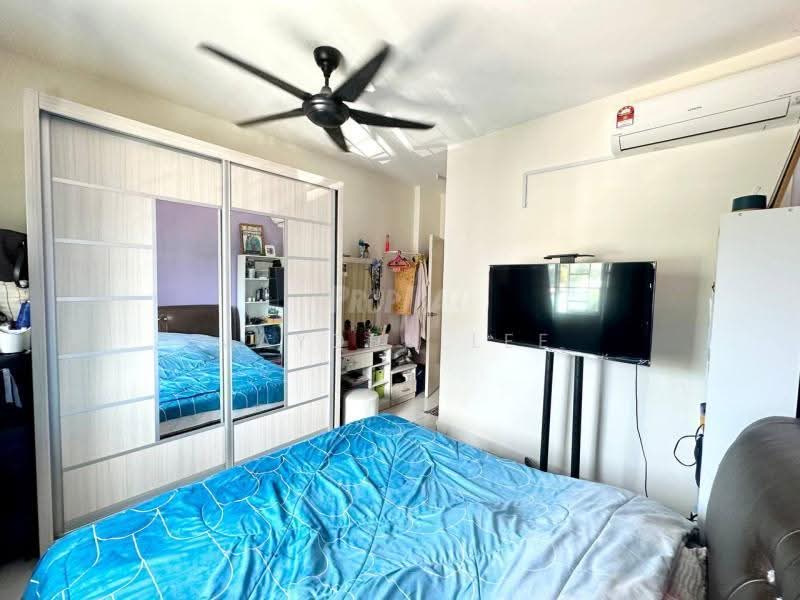 Pangsapuri untuk Dijual di Mewah 9 Residence - Jayden Lee - Bedroom - PropertyGuru.com.my