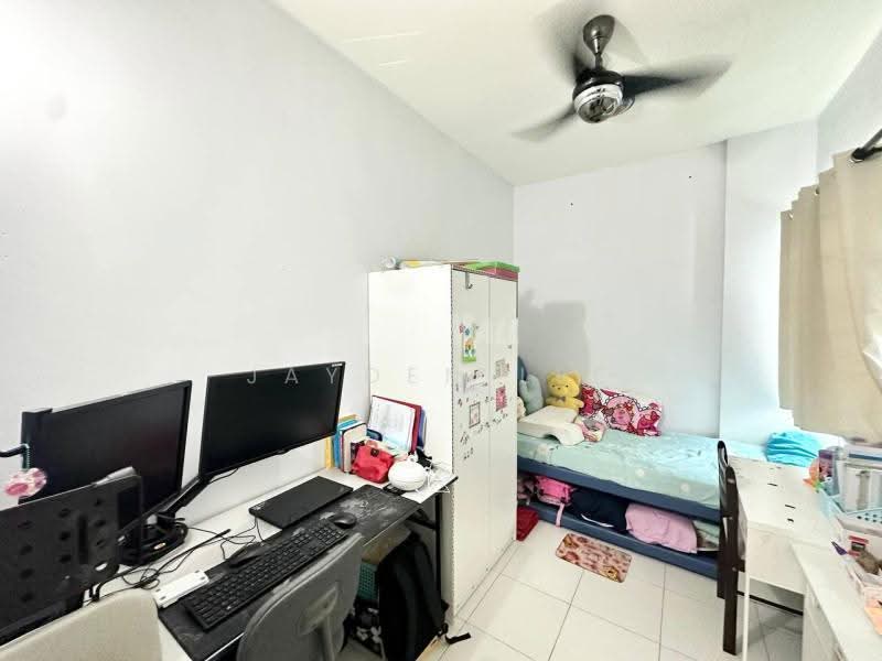 Pangsapuri untuk Dijual di Mewah 9 Residence - Jayden Lee - Bedroom - PropertyGuru.com.my