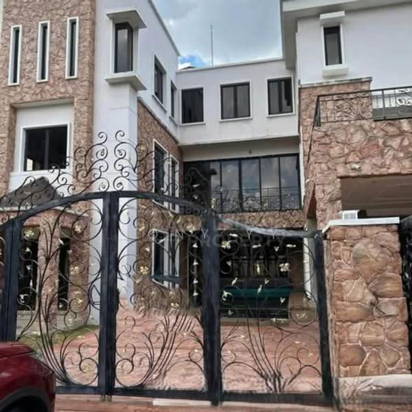 Bungalow House for Sale in Mines Resort City (Seri Kembangan) - Tony YY - Exterior - PropertyGuru.com.my