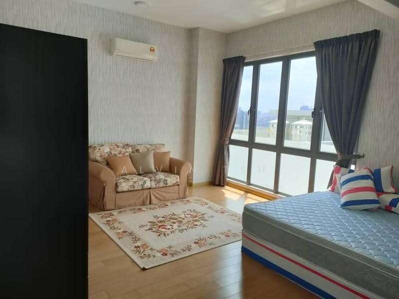 Rumah Berkembar untuk Disewa di Desa Petaling (Kuala Lumpur) - Alvin Teh - Bedroom - PropertyGuru.com.my