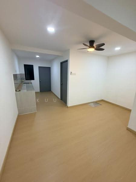 Rumah Teres 2-Tingkat untuk Dijual di Taman Megah Ria (Masai) - Kuu Chin - Interior - PropertyGuru.com.my