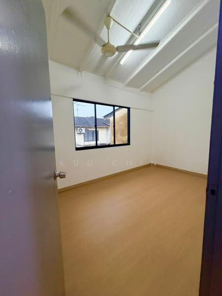 Rumah Teres 2-Tingkat untuk Dijual di Taman Megah Ria (Masai) - Kuu Chin - Interior - PropertyGuru.com.my