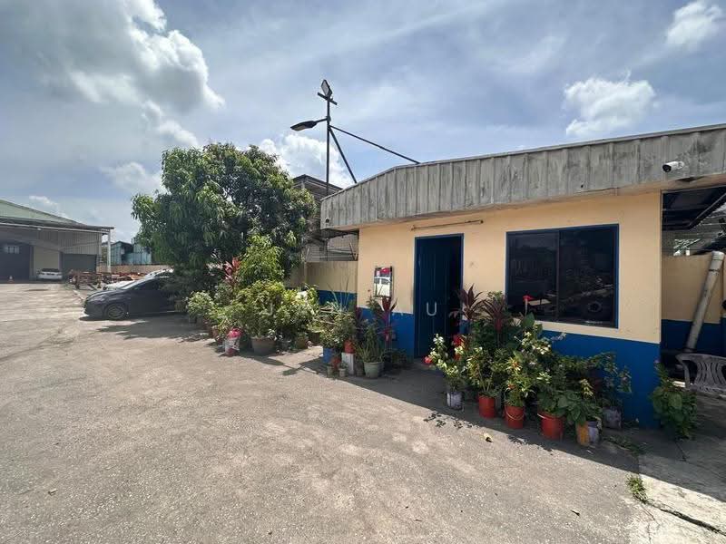 Warehouse for Sale in Kawasan Perindustrian Pasir Gudang (Pasir Gudang) - JAN AU - Exterior - PropertyGuru.com.my