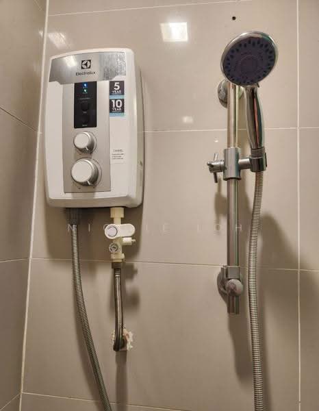 Service Residence for Rent at The Scott Garden SOHO - Nicole Loh - Bathroom - PropertyGuru.com.my