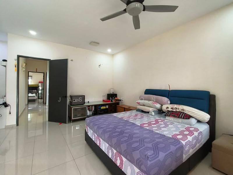2.5-storey Terraced House for Sale in Taman Usaha Jaya (Kepong) - Jasmine Ong - Bedroom - PropertyGuru.com.my