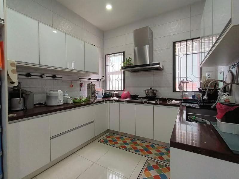 2.5-storey Terraced House for Sale in Taman Usaha Jaya (Kepong) - Jasmine Ong - Kitchen - PropertyGuru.com.my