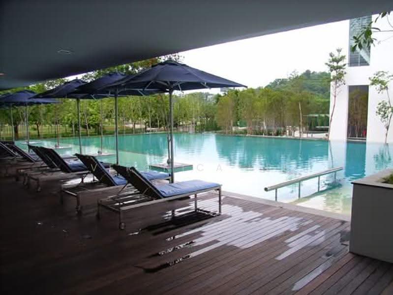 Kondominium untuk Dijual di The Westside One - Veronica See - Pool - PropertyGuru.com.my