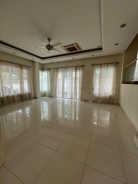 Bungalow House for Sale in Sierramas West (Sungai Buloh) - Ean Leong - Living Room - PropertyGuru.com.my