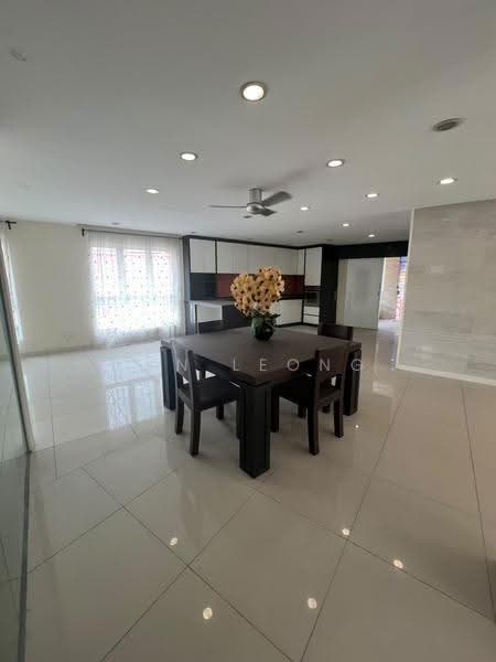 Bungalow House for Sale in Sierramas West (Sungai Buloh) - Ean Leong - Dining Room - PropertyGuru.com.my