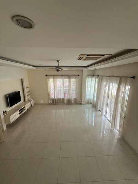 Bungalow House for Sale in Sierramas West (Sungai Buloh) - Ean Leong - Living Room - PropertyGuru.com.my