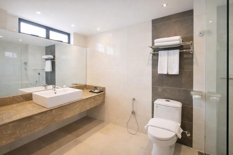 Hotel / Resort for Sale in KLCC (KL City Centre) - Seamus Kor - Bathroom - PropertyGuru.com.my