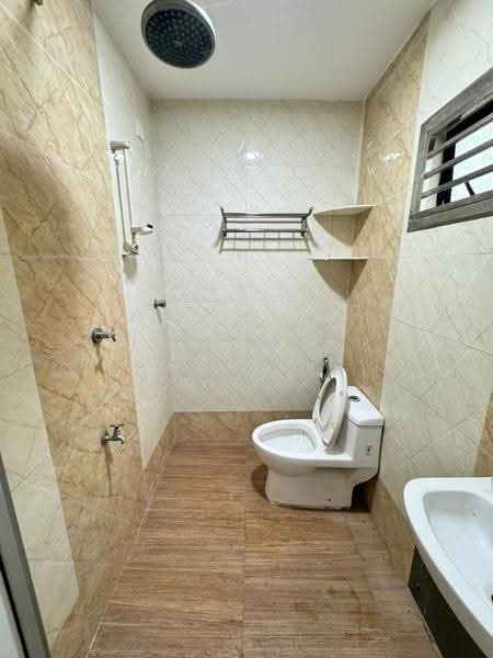 Rumah Teres 1-Tingkat untuk Dijual di Taman Perling (Perling) - Karl Lim - Bathroom - PropertyGuru.com.my