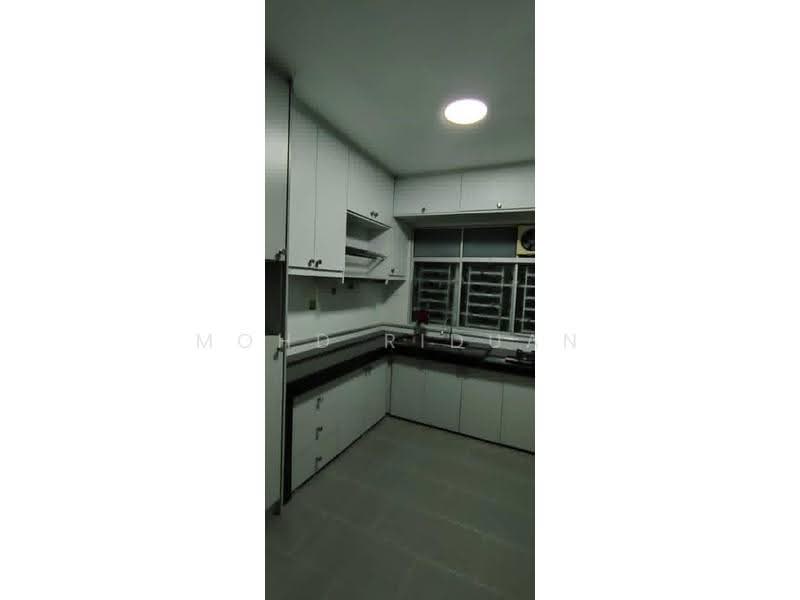 Flat for Sale at Rumah Pangsa Saga (Saga Suria) - Mohd Riduan - Kitchen - PropertyGuru.com.my