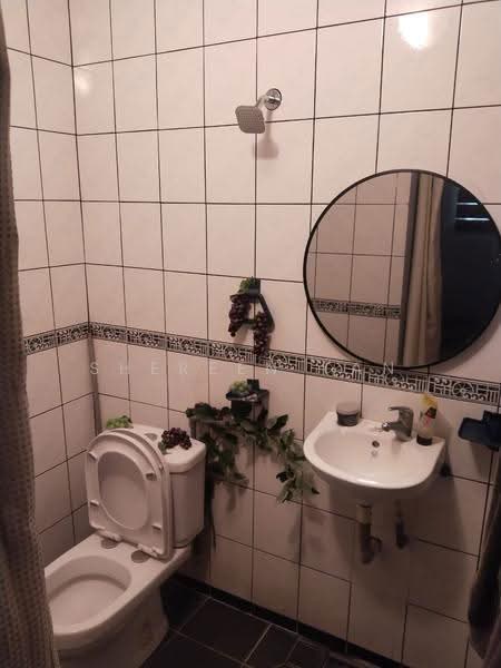 1-storey Terraced House for Sale in Taman Sentosa (Klang) - Shereen Tan - Bathroom - PropertyGuru.com.my