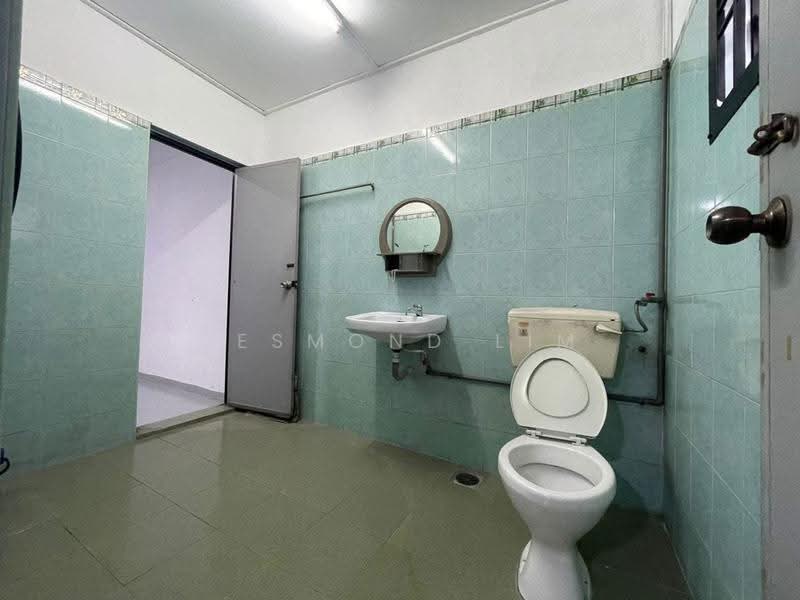2-storey Terraced House for Rent in Johor Bahru (Johor) - Desmond Lim - Bathroom - PropertyGuru.com.my