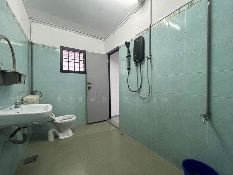 2-storey Terraced House for Rent in Johor Bahru (Johor) - Desmond Lim - Bathroom - PropertyGuru.com.my