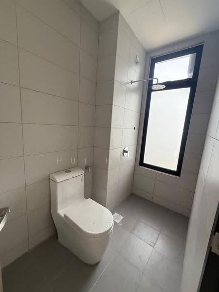 Kediaman Servis untuk Dijual di Meldrum Heights (Residensi Meldrum) - Hui Hui . - PropertyGuru.com.my