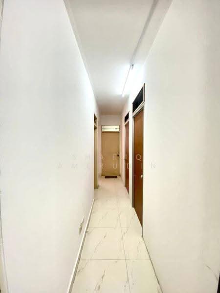 Apartment for Sale at Mentari Court - Shafiq Amerudin - Corridor - PropertyGuru.com.my