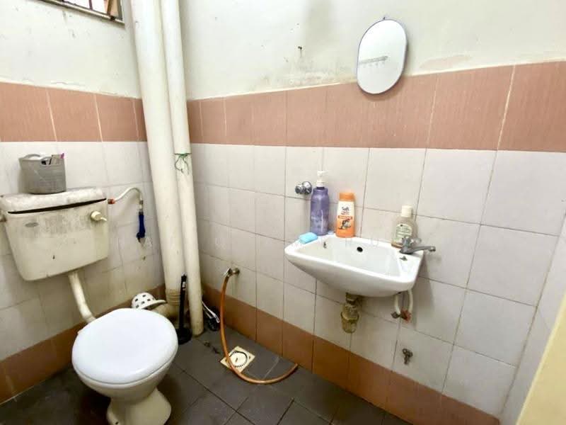 Apartment for Sale at Mentari Court - Shafiq Amerudin - Bathroom - PropertyGuru.com.my