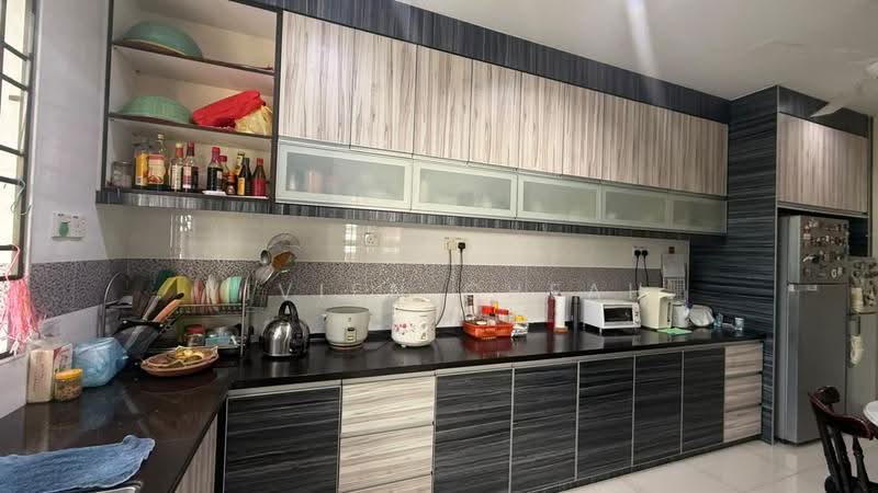 2-storey Terraced House for Sale in Gelugor (Penang) - Vivien Cheah - Kitchen - PropertyGuru.com.my