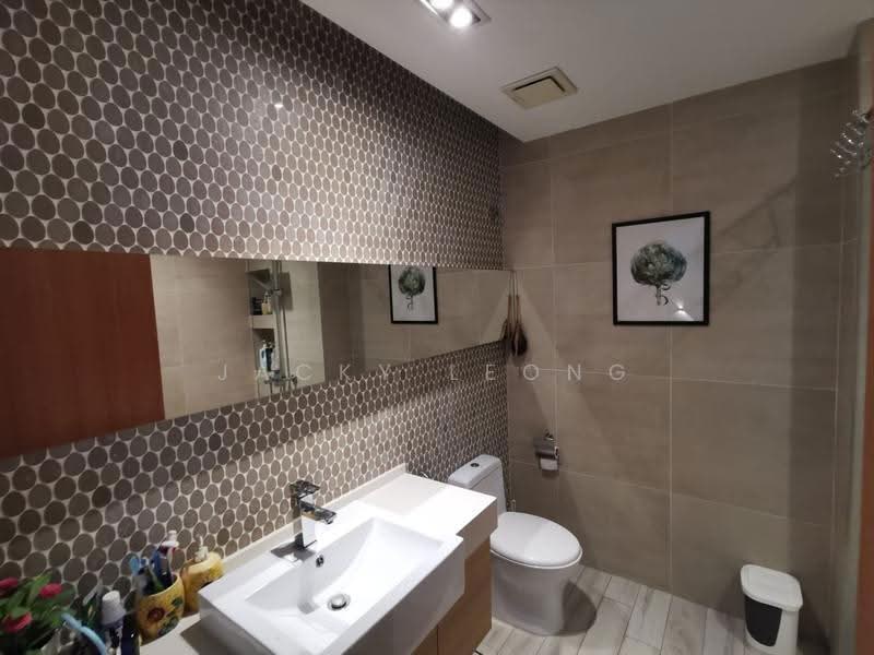 Rumah Teres 4-Tingkat untuk Dijual di Kampung Sungai Kayu Ara (Petaling Jaya) - Jacky Leong - Bathroom - PropertyGuru.com.my