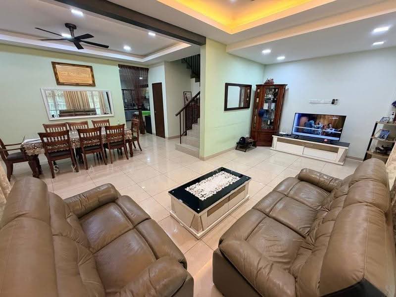 Semi-Detached House for Sale in Shah Alam (Selangor) - Syahmi Shahordin - Living Room - PropertyGuru.com.my