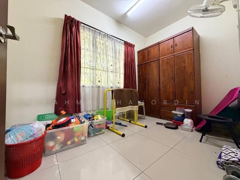 Semi-Detached House for Sale in Shah Alam (Selangor) - Syahmi Shahordin - Bedroom - PropertyGuru.com.my