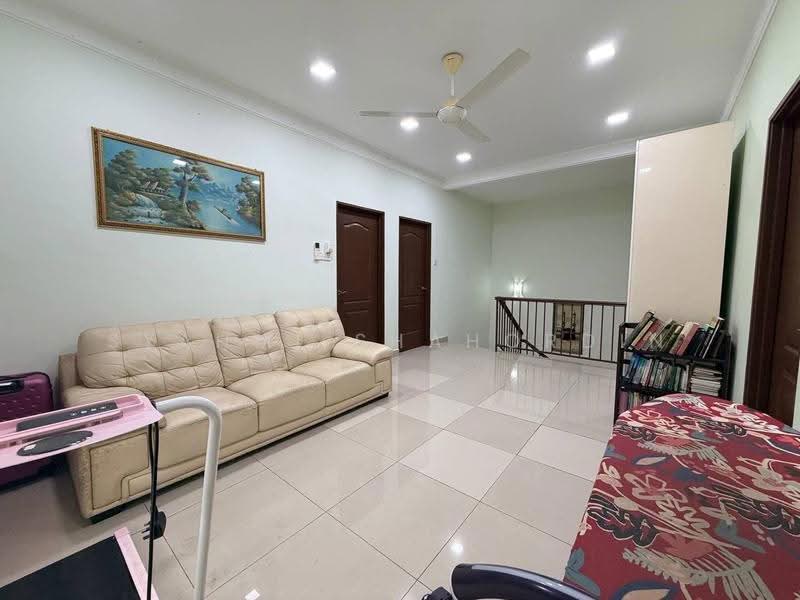 Semi-Detached House for Sale in Shah Alam (Selangor) - Syahmi Shahordin - Living Room - PropertyGuru.com.my