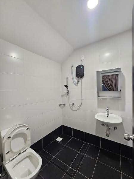 2-storey Terraced House for Rent in Iskandar Puteri (Nusajaya) (Johor) - Huily Woon - Bathroom - PropertyGuru.com.my