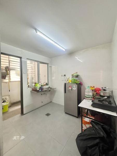 Apartment for Sale at Orchis Apartment - Joanne Lim - Kitchen - PropertyGuru.com.my