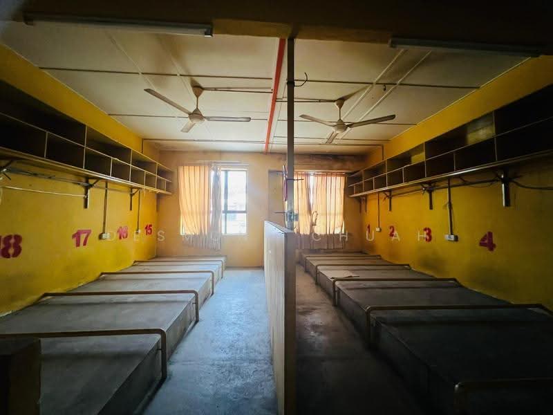Kedai untuk Disewa di Taman Pekan Baru (Parit Buntar) - Desmond Chuah - Bedroom - PropertyGuru.com.my