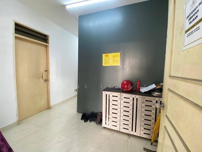 Pangsapuri untuk Dijual di Mentari Court - Azrul Ismail - Interior - PropertyGuru.com.my