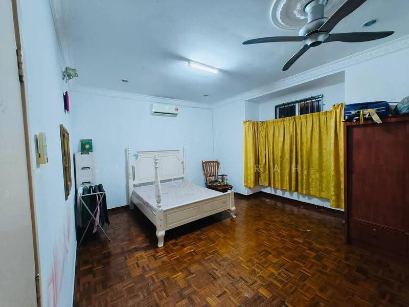 2-storey Terraced House for Sale in Kajang (Selangor) - Zairul Asrah Zulkefli - Bedroom - PropertyGuru.com.my