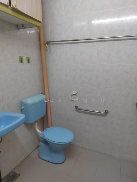 Rumah Teres untuk Dijual di Taman Klang Utama (Kapar) - Alice Wong - Bathroom - PropertyGuru.com.my