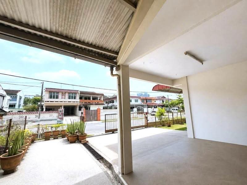 Rumah Teres 2-Tingkat untuk Dijual di Taman Sentosa (Johor Bahru) - Karl Lim - Exterior - PropertyGuru.com.my