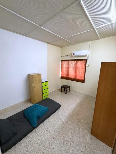 Rumah Teres 2-Tingkat untuk Dijual di Taman Sentosa (Johor Bahru) - Karl Lim - Bedroom - PropertyGuru.com.my