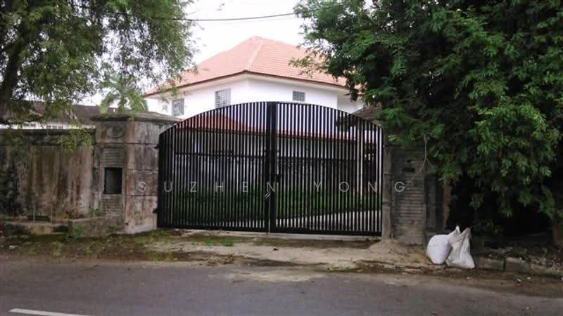 Bungalow House for Sale in Johor Bahru (Johor) - Suzhen Yong - Exterior - PropertyGuru.com.my