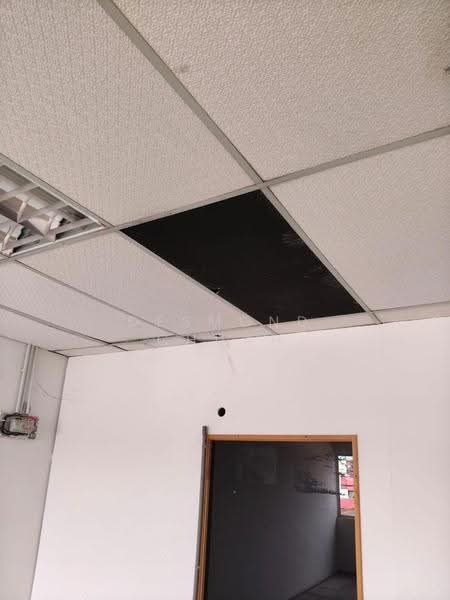 Shop for Rent in Sungai Dua (Penang) - Desmond Chuah - Interior - PropertyGuru.com.my
