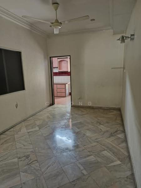 Rumah Teres 2-Tingkat untuk Dijual di Pantai Jerejak (Bayan Lepas) - CY Ong - Interior - PropertyGuru.com.my
