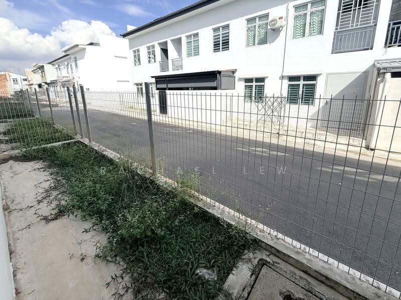 Terraced House for Sale in Bandar Dato Onn (Tebrau) - Rachael Lew - Exterior - PropertyGuru.com.my