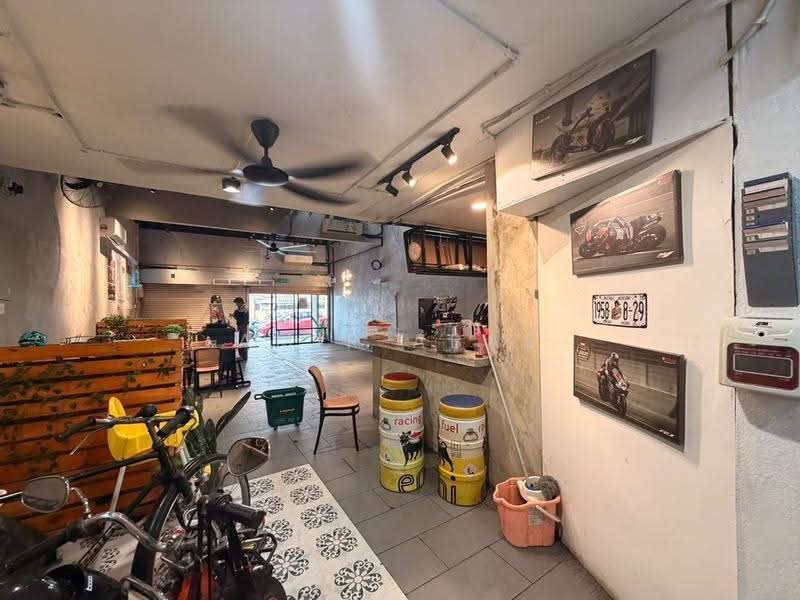 Kedai untuk Disewa di Petaling Jaya (Selangor) - Amir Abas - Interior - PropertyGuru.com.my
