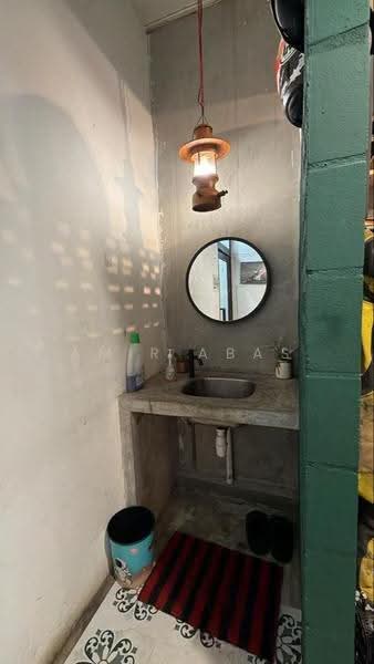Kedai untuk Disewa di Petaling Jaya (Selangor) - Amir Abas - Bathroom - PropertyGuru.com.my