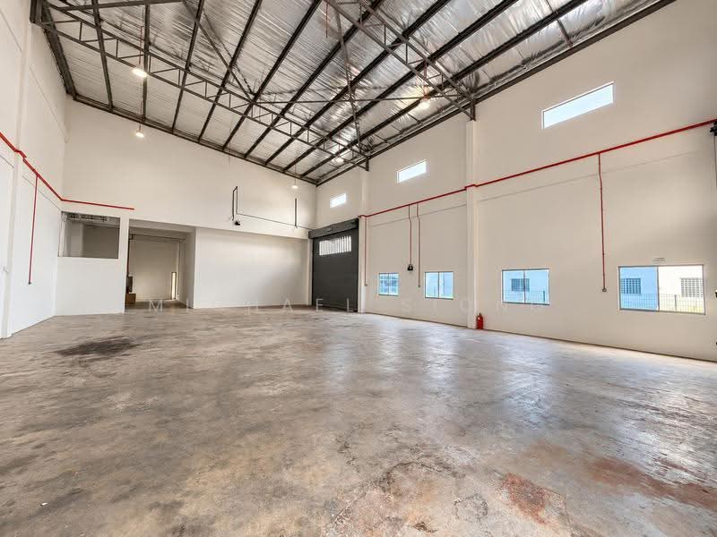 Kilang untuk Disewa di Saujana Rawang (Rawang) - Michael Siong - Exterior - PropertyGuru.com.my