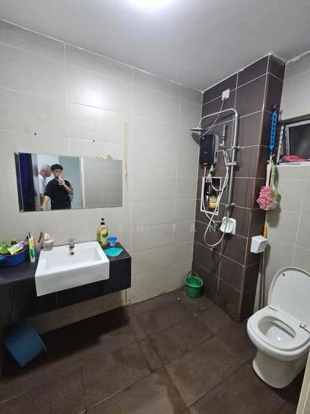 Rumah Teres 2-Tingkat untuk Dijual di Mutiara Rini (Skudai) - Iden Tan - Bathroom - PropertyGuru.com.my