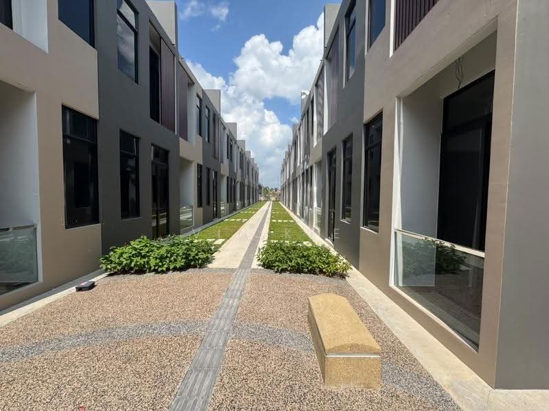 2-storey Terraced House for Sale in Puteri Harbour (Iskandar Puteri (Nusajaya)) - VIN Kee - PropertyGuru.com.my
